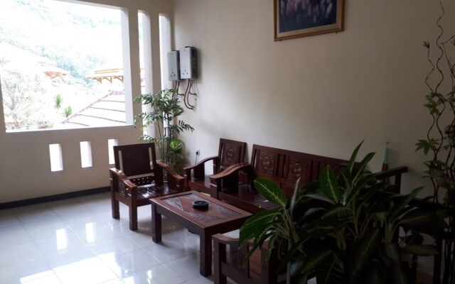 Villa 99 Pak Eddy