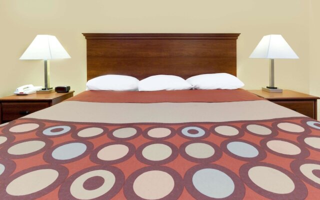 Super 8 By Wyndham Hattiesburg South