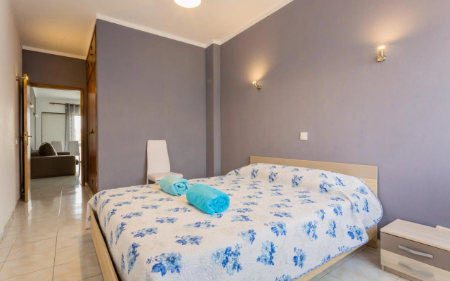 ★ Sea View ★ 1 Minute to Oldtown and Beach ★