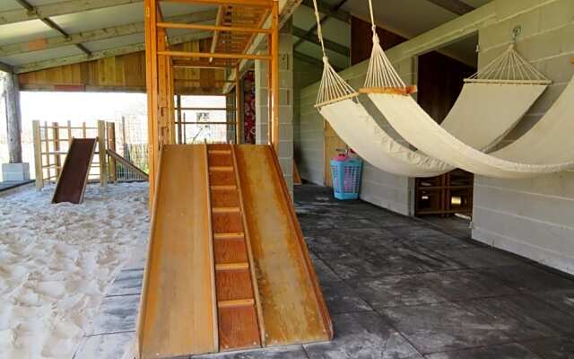 De Buitenboel Bijons4