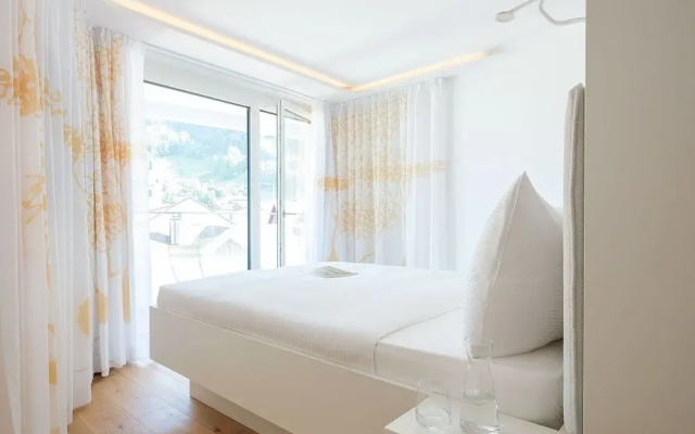 Neuro Campus Hotel