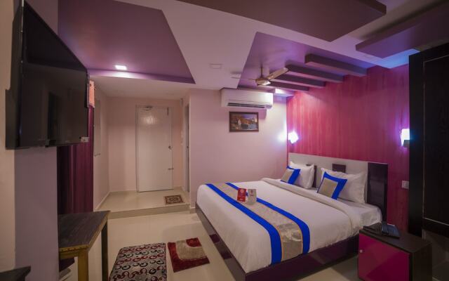OYO 9930 Hotel AVS Residency