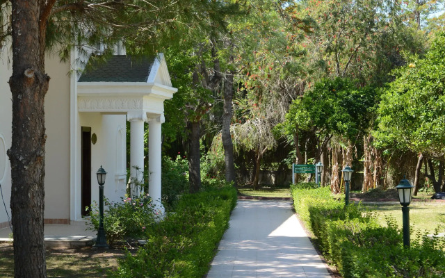 Отель Ducale Lara