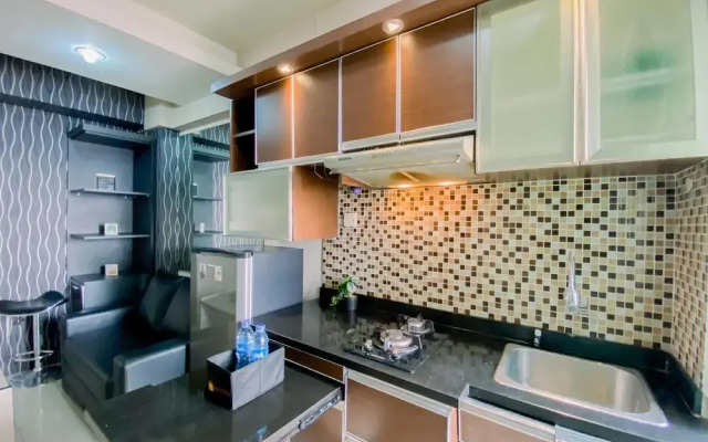 Comfortable And Homey 2Br Green Pramuka City Apartment