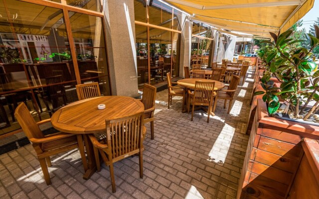 Hotel Lomsia