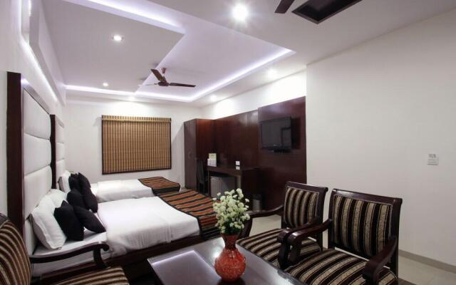 Hotel Mohan International