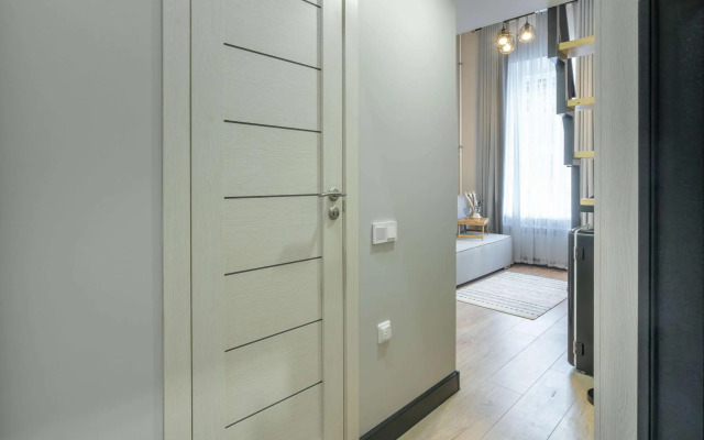 Метры в центре на улице Жуковского 7-9