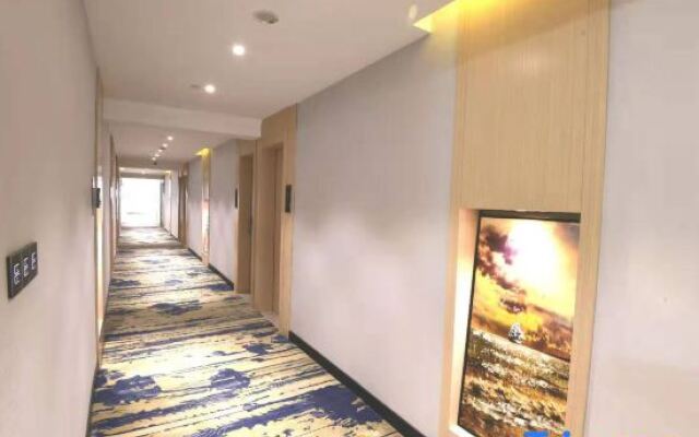 prosperous horse hotel