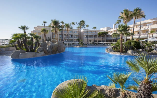 Hipotels Playa La Barrosa - Adults Only