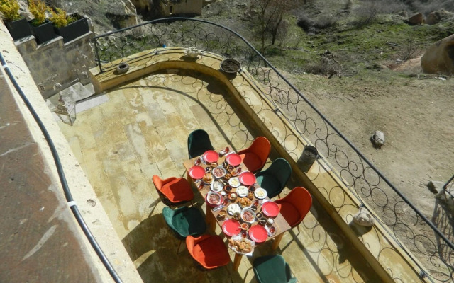 Pigeon Hotel