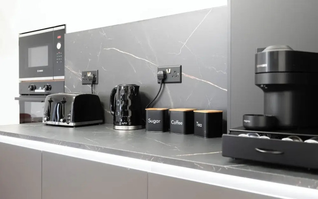 Luxury 2 Bed Apartment in Central London