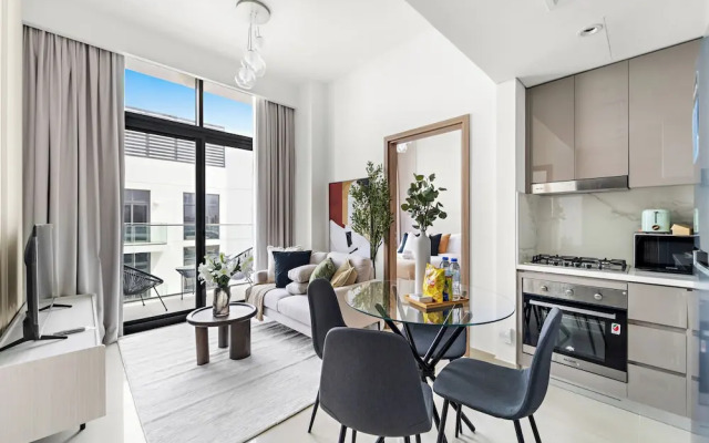 Silkhaus Azizi Gardens