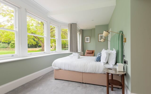 Old Abbey House Hotel