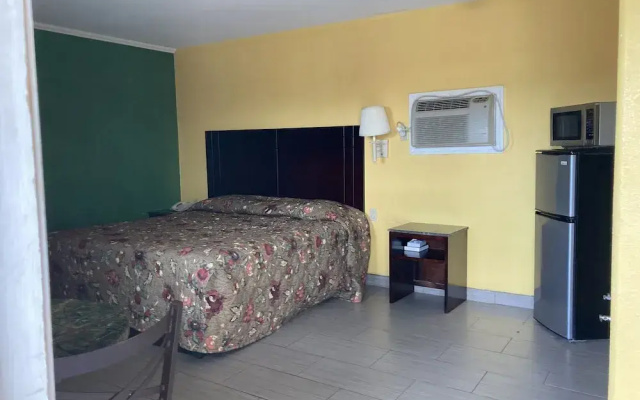 Capri motel