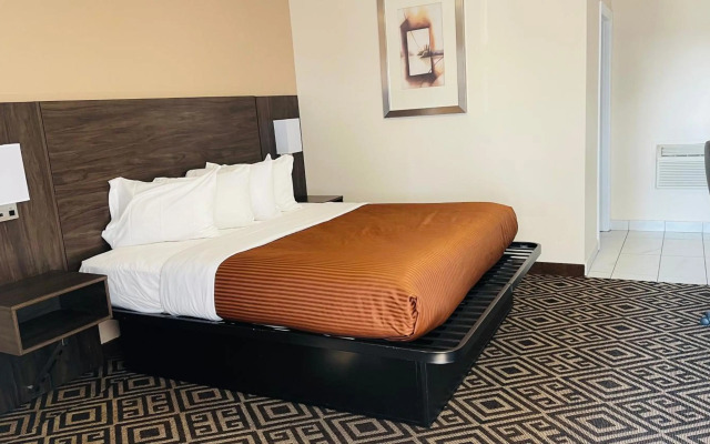 Falls Lodge and Suites