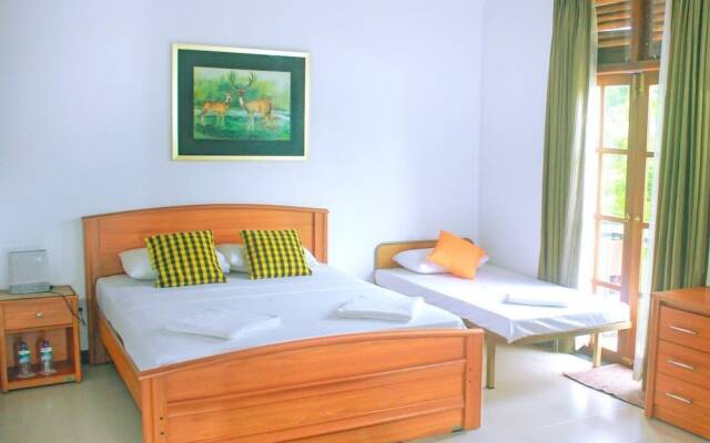 Airport D Villa