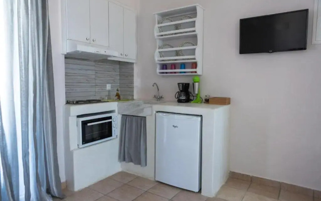 Arpistis apartments koufonisia