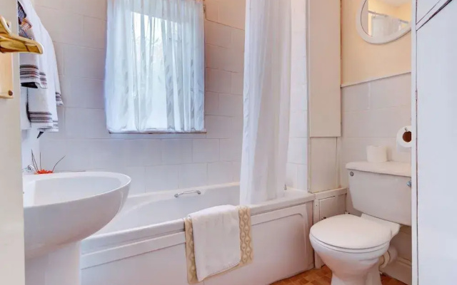 Dolphin Guesthouse