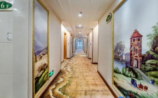 Vienna Hotel (Jieyang Rongcheng Jinxian Gate Tower)