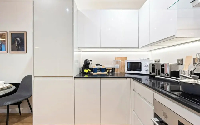 Camden Drive City Apartment
