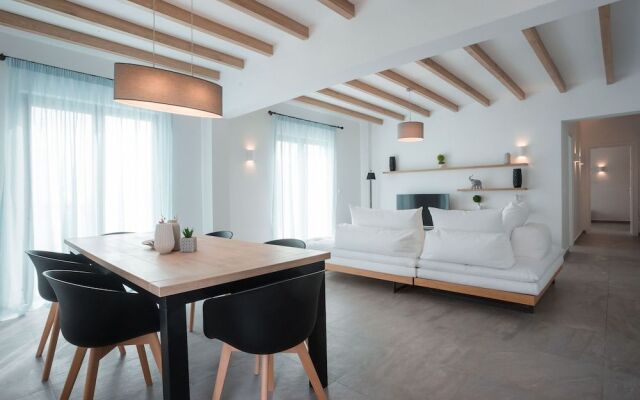 Terra Pietra Luxury Villas & Suites