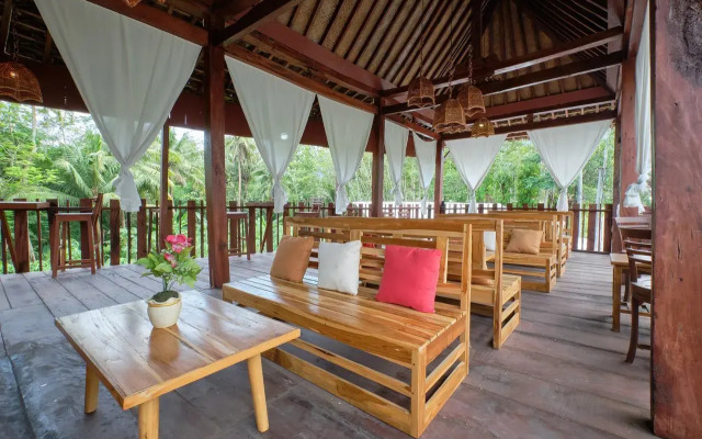 OYO 2519 Mayang Garini