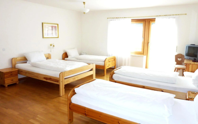 Airport-Hotel Fortuna