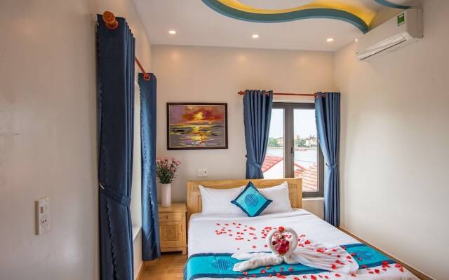 Minh An Riverside Villa