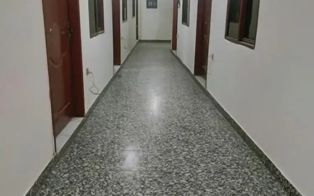 Hajveri Continental Hotel