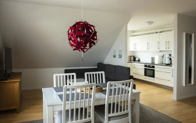 Mørk Apartments
