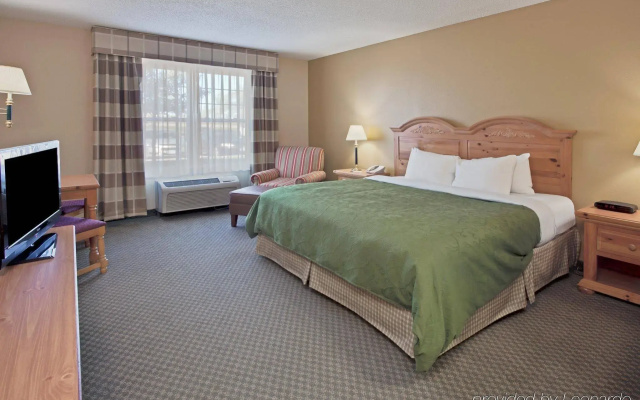 Country Inn & Suites by Radisson, Grinnell, IA