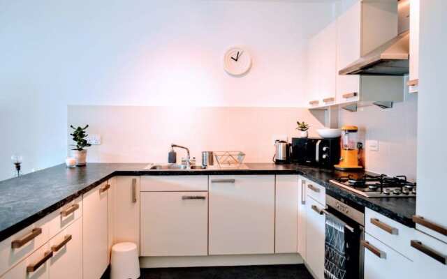2 Bedroom Apartment In City Centre