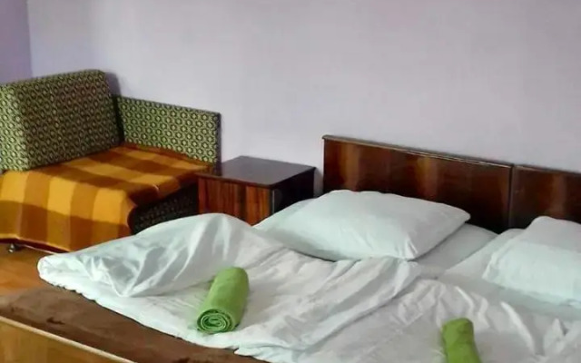 Nino Khetaguri Guest House