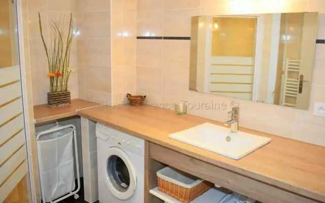 Gîte Savigny-en-Véron, 3 pièces, 4 personnes - FR-1-381-209