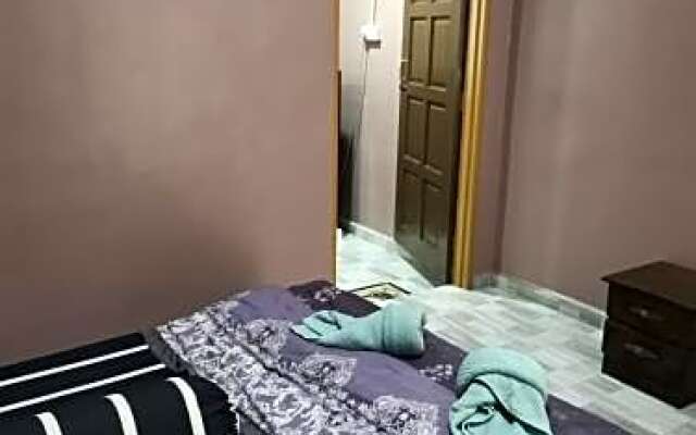 OYO Home 90359 Homestay Bandar Putra 2