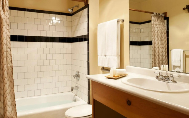 Tamarack Lodge and Resort