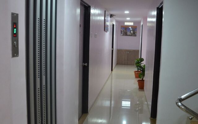 OYO 9920 Hotel Aurangabad Regency