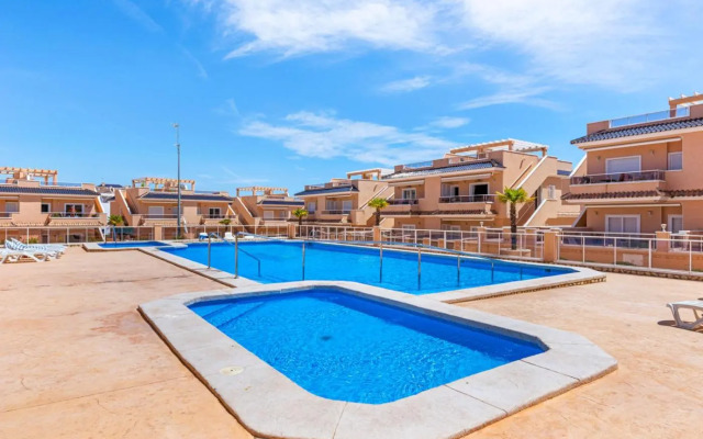 Penthouse Punta Prima Indoor & outdoor pool