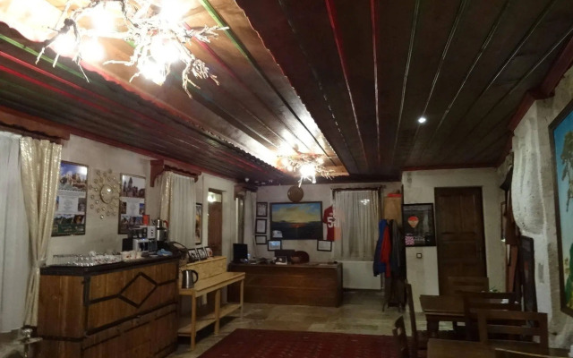 Emit Cave Hotel