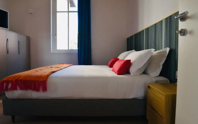Nine Rooms Shared
