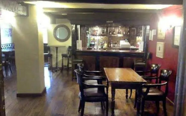 Cedar Tree Hotel