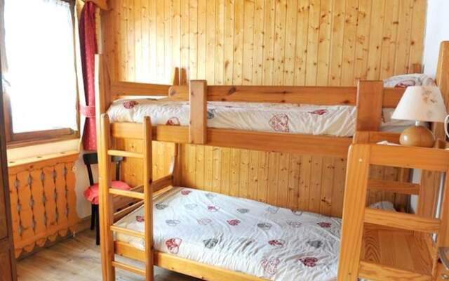 Apartment With 2 Bedrooms in Champagny-en-vanoise, With Wonderful Moun