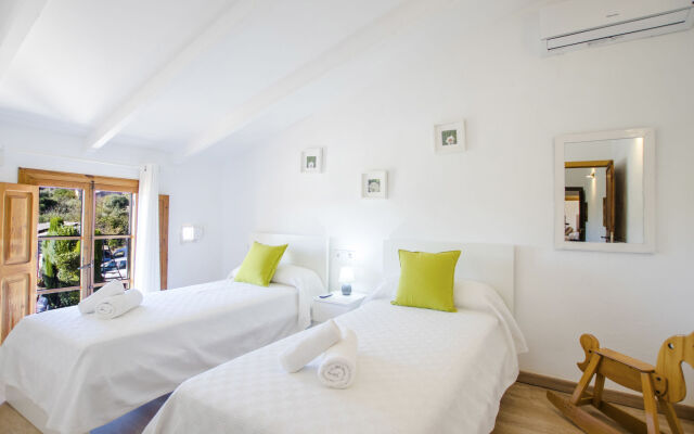 Holiday Home Es Cos