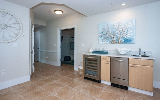 Three Bedroom Condo With Stunning Views - Unit Crc1110