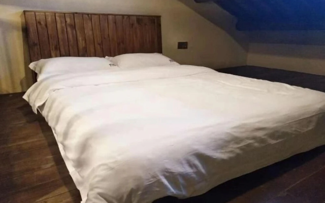 Mogan Mountain Xiaofeng Mujing Xiangye Hot Spring Hostel – Guest Rooms – Huzhou