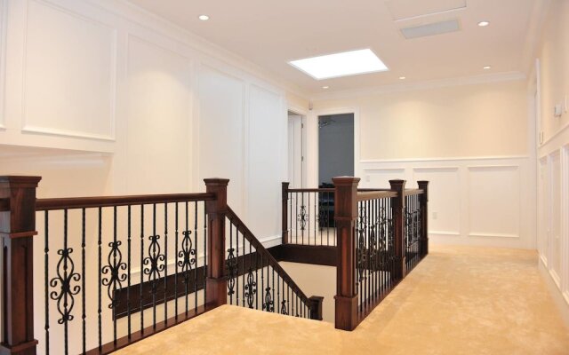 Brand New Luxury House