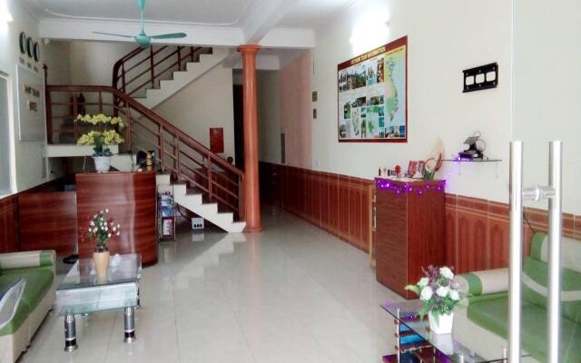 Family Transit Apartment