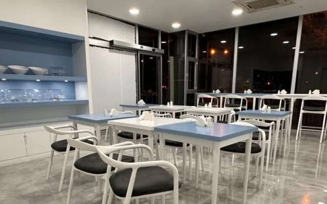 No25 Hotels