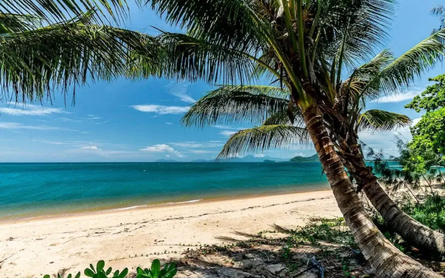 Luxury Apartment at Sea Temple Palm Cove 2 Bed 2 Bath