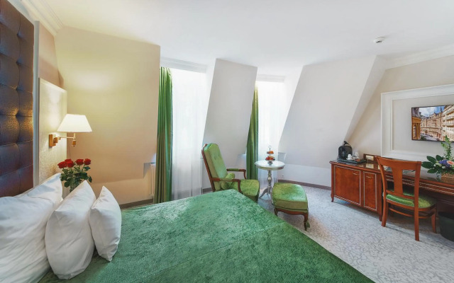 CARLSBAD PLAZA Medical Spa & Wellness hotel